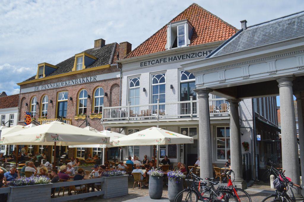 Leuke tips Heusden: een terrasje aan de Vismarkt