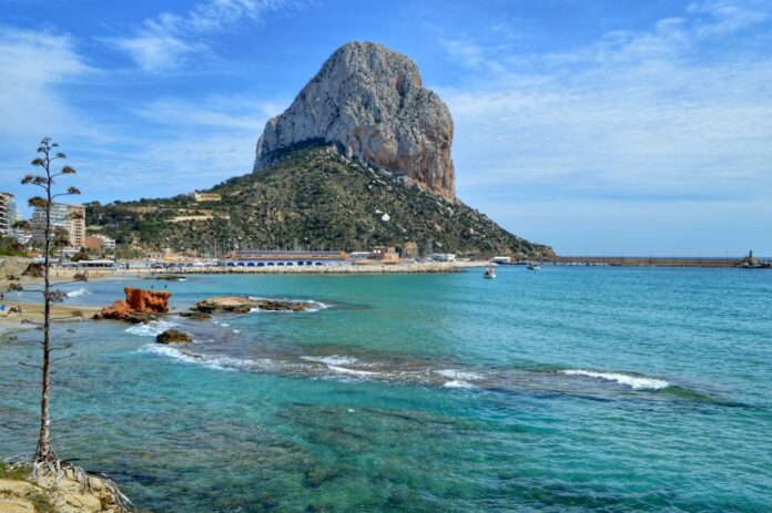 zonnige bestemmingen spanje Calpe zonnige bestemmingen Spanje